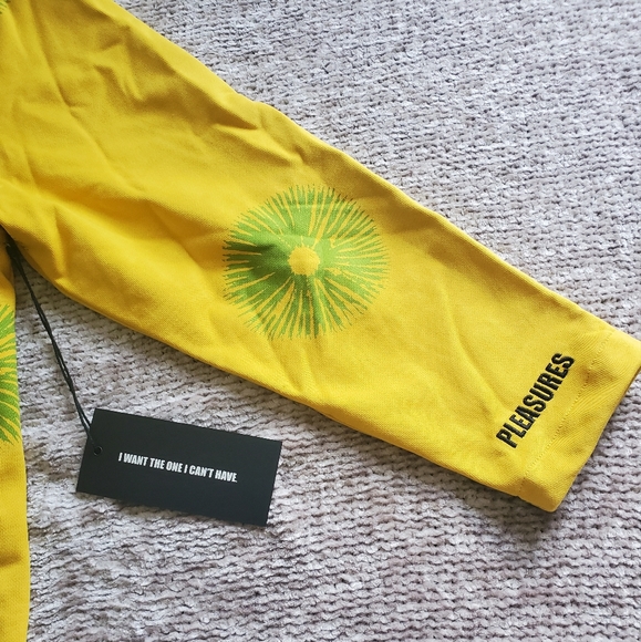 Pleasures Freeze Cardigan Yellow NWT - Picture 7 of 14